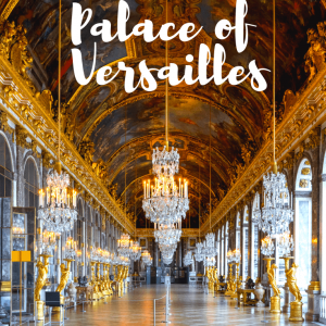 Thinking of visiting the Palace of Versailles in France? Here's our top tips from our visit, including how to guarantee that you manage to get the hall of mirrors completely empty for that perfect photo.