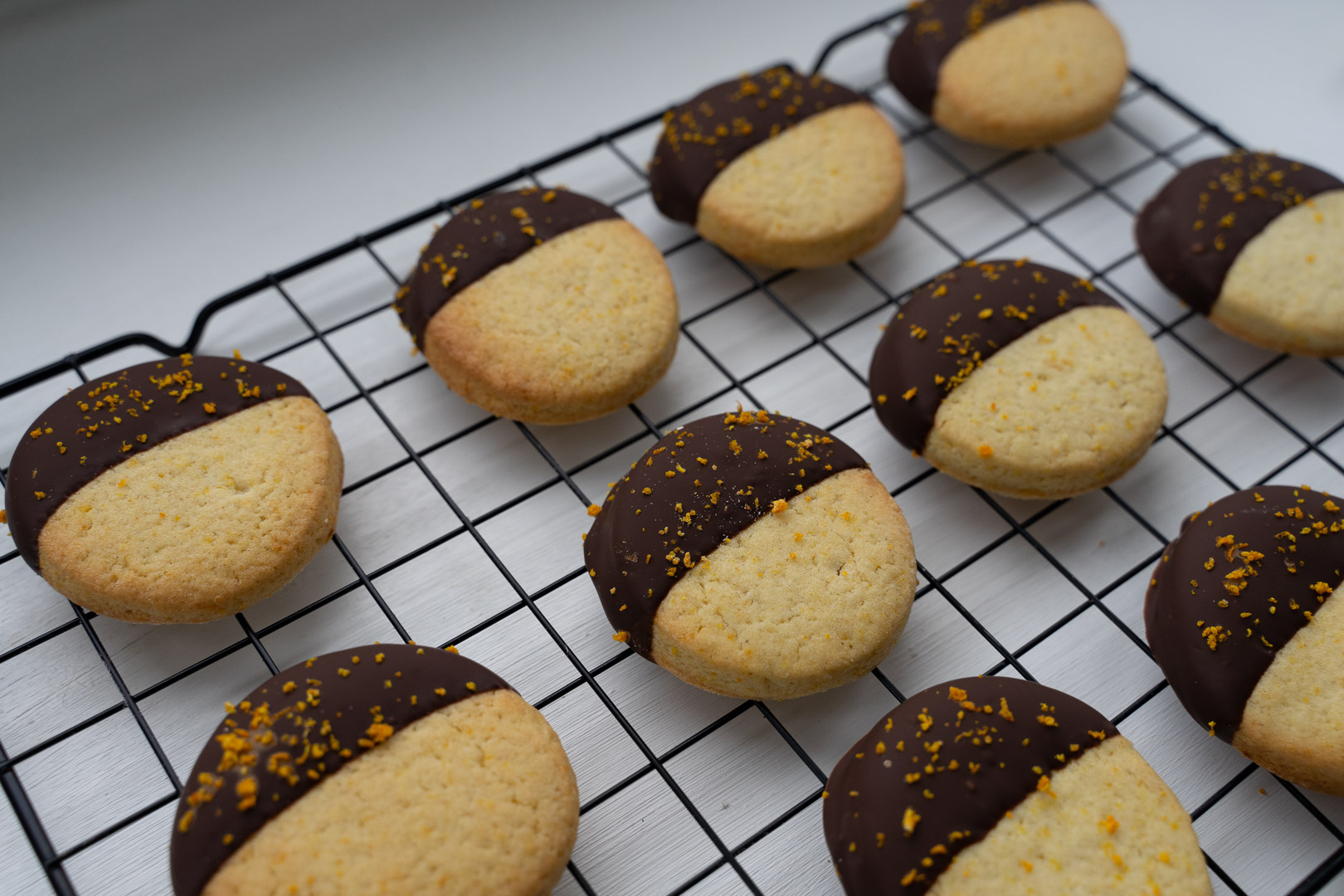 Orange and Dark Chocolate Butter Cookies