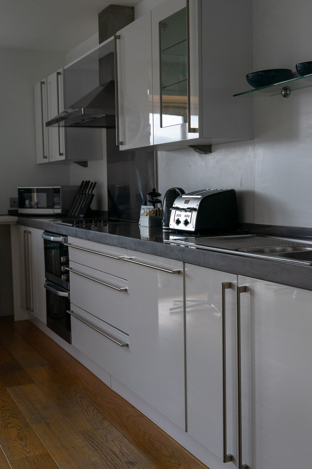 Kitchen in Highland Apartments